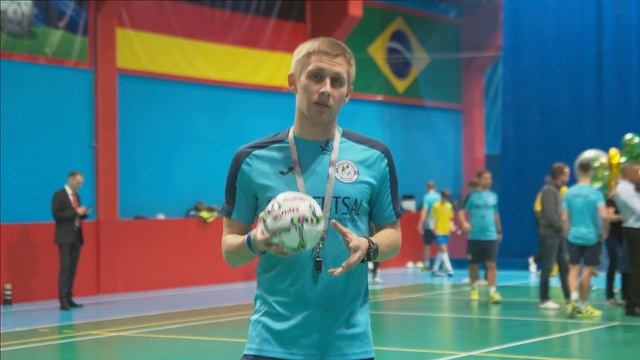 Отзыв о мяче Vamos Basic (Игорь Коротаев, тренер) смотреть онлайн