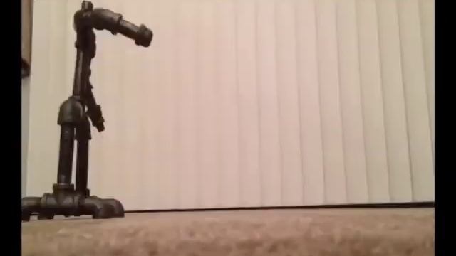 Robot Lamp смотреть онлайн