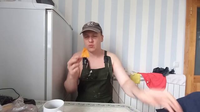 Чипсы начос из кукурузы из Московской области, дегустация вкус паприки.