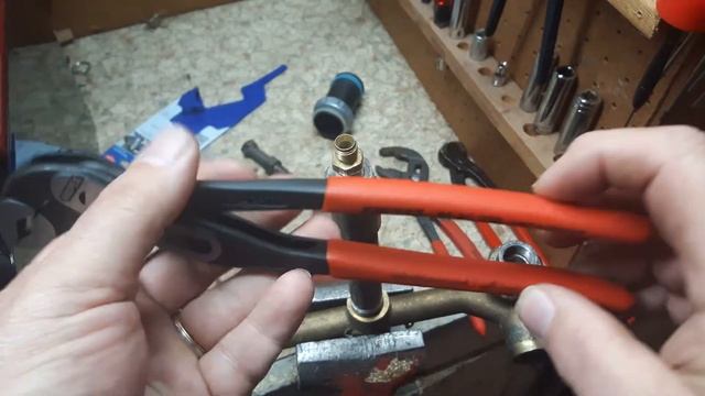 Knipex Alligator 10 inch Water Pump Pliers 88 01 250 Review. смотреть онлайн