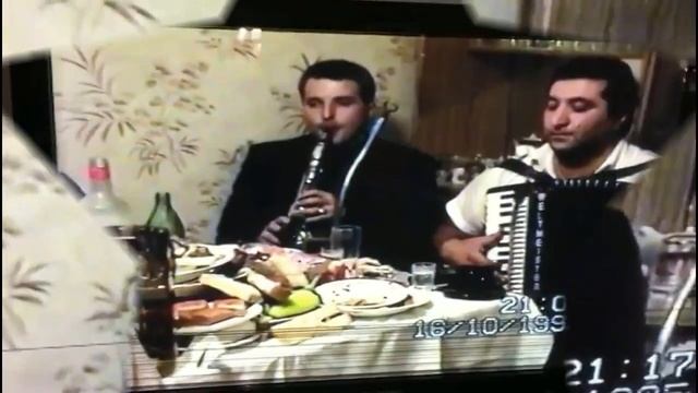 Завен Мартиросян кларнет Аго аккордеон Симон барабан 1995г смотреть онлайн