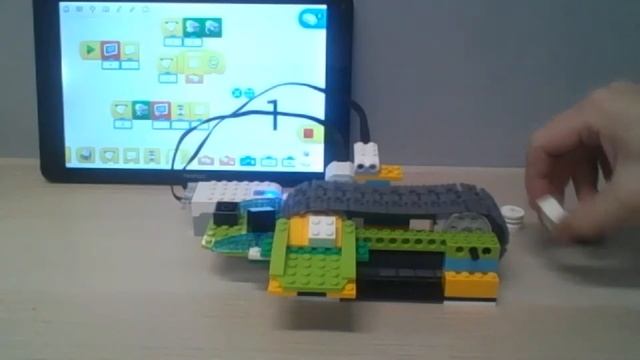 Lego wedo 2.0: Сортировщик смотреть онлайн