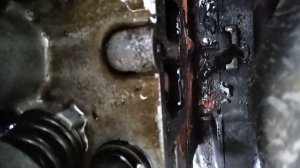 Тече тосол з-під задньої кришки ГБЦ: як усунути проблему. Фургон Газель ЗМЗ 406