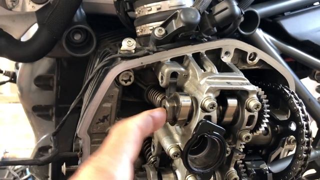 Regulagem de válvulas da BMW R1200 GS,orientações.. смотреть онлайн