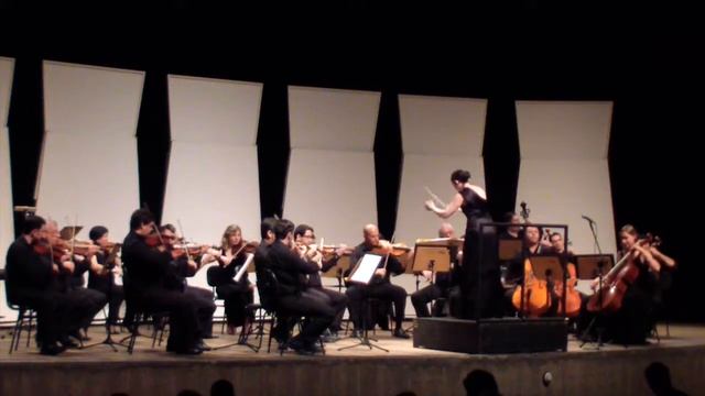 Benjamin Britten, Simple Symphony Op. 04. Claudia Feres, conductor. OMJ смотреть онлайн