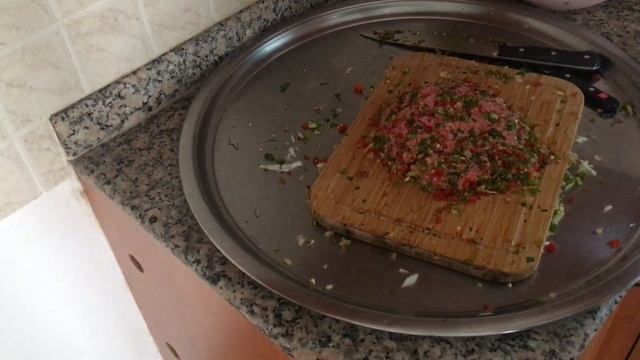 KİLİS’İN EN MEŞHUR YEMEĞİ KİLİS TAVA NASIL YAPILIR! #cooking #food #turkishfood #shorts смотреть онлайн
