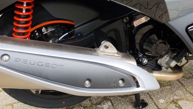 Peugeot Metropolis 400i GT in Shark Grey Modell 2023. смотреть онлайн