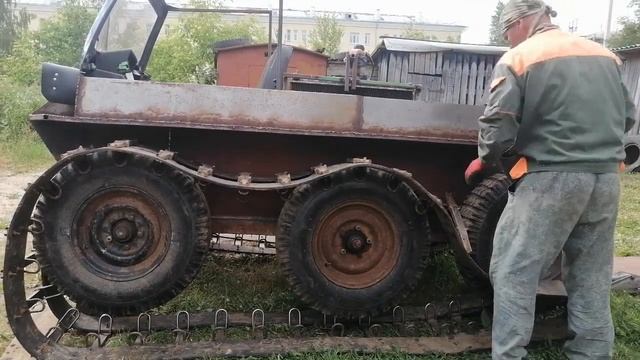САМЫЙ ЛЁГКИЙ СПОСОБ снятия гусеницы на вездеходе смотреть онлайн