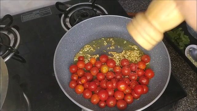 Penne Pasta with Cherry Tomatoes and Cottage Cheese|Easy Cherry Tomato Pasta смотреть онлайн