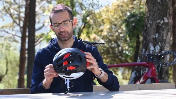 TEST - Casco Met Rivale MIPS