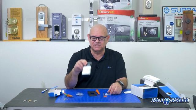 Amazon's Ring video doorbells catch fire! Can't Fix Stupid | Mr Locksmith Video смотреть онлайн