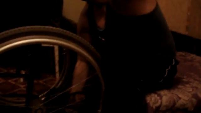 Спорт в домашних условиях. Спорт на каляске. Шейник и спорт?.....Да ето возможно!!!!! смотреть онлайн