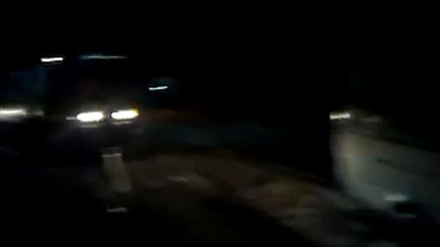 Газель на трамвайных путях.mp4 смотреть онлайн