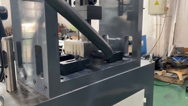 Машина для пробивания труб овального отверстия смотреть онлайн