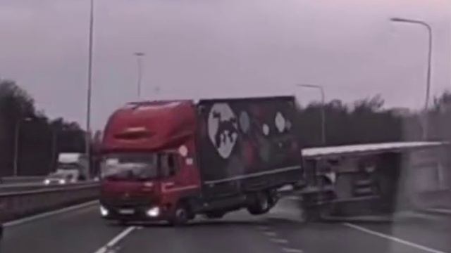 1000014106.mp4 смотреть онлайн