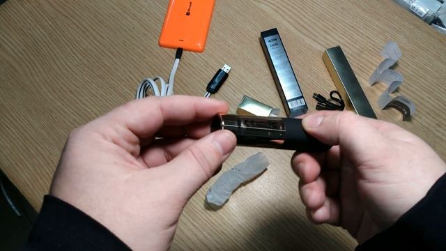 Внешний аккумулятор Remax Lipstick 2400 mAh смотреть онлайн