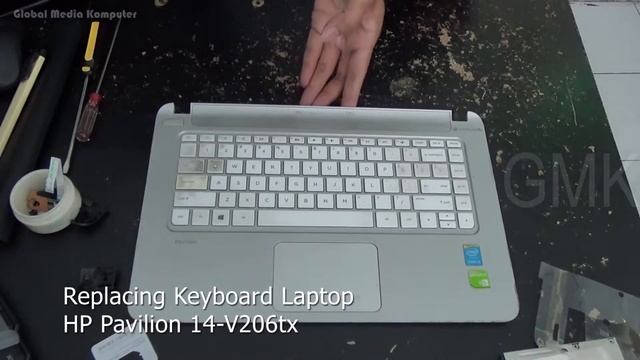 Mengganti Keyboard Laptop HP ProtectSmart Pavilion 14-v206tx, Replacing keyboard Laptop HP Pavilion смотреть онлайн