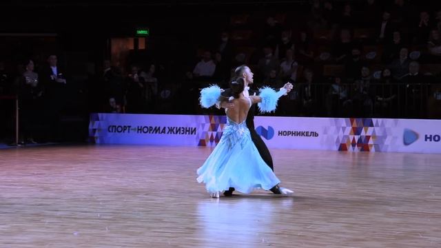 SLOW FOX | Basic steps | The best 15th Russian dance couples in 2021 смотреть онлайн