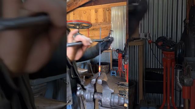 Forging a spatula and ladle handle смотреть онлайн