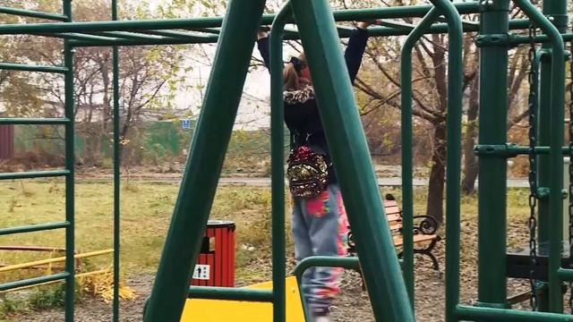 Во Владивостоке отремонтировано больше 300 дворов смотреть онлайн