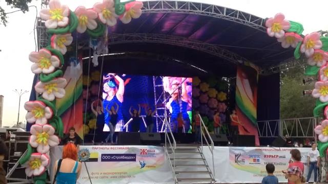 Cuba-Russia: Salsa Cubana Ladies performance смотреть онлайн