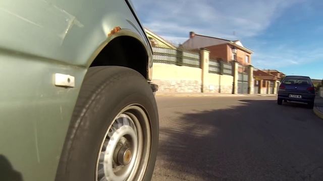BMW E21 318i First Ride смотреть онлайн