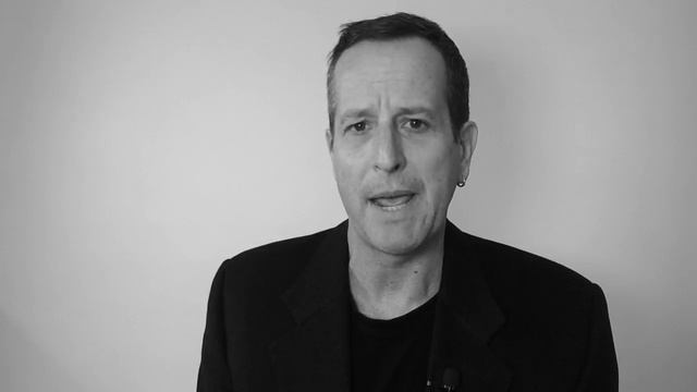 'Generating ideas at the speed of digital' - Mini Marketing Moment with Marc Stoiber смотреть онлайн