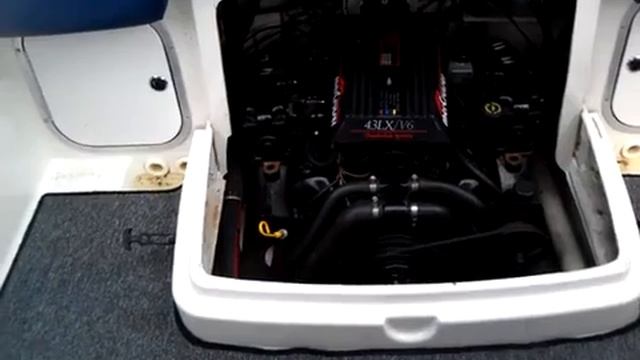 Bayliner 2252 Express Hardtop V6, Video 2
