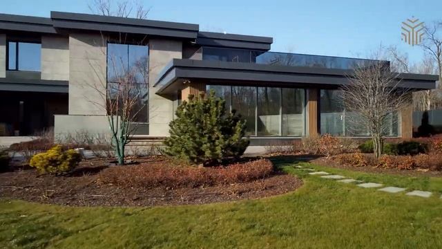 Фасад современного дома из ясеня Thermodecking смотреть онлайн