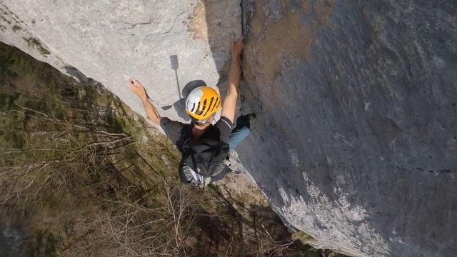Crack Climbing - Insta360 one X footage - Multi Pitch Climbing смотреть онлайн