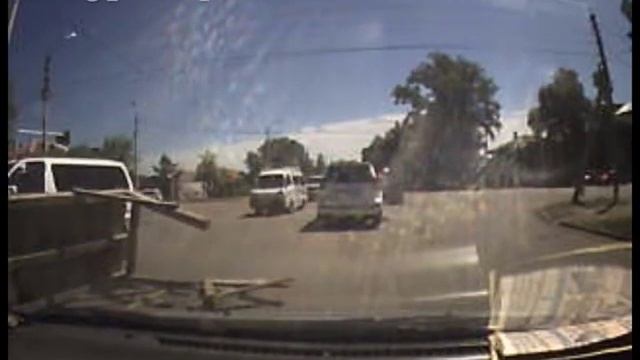 За метр до катастрофы смотреть онлайн