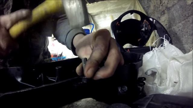 Project #2 Высверливаем обломанные болты с картера!! смотреть онлайн