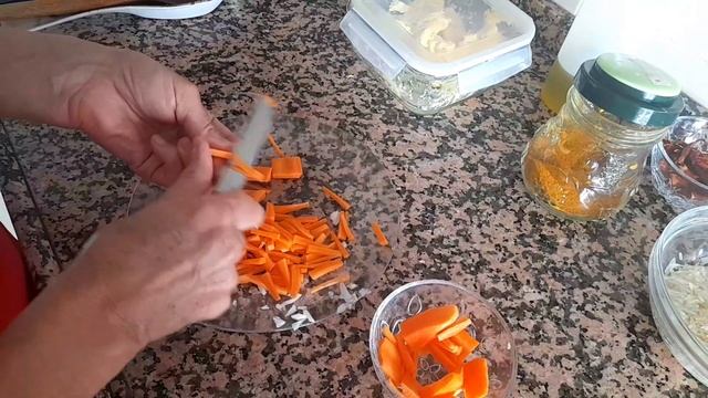 DANA PÖÇLÜ KURU FASULYE SOĞANLI HAVUÇLU PİLAV... смотреть онлайн