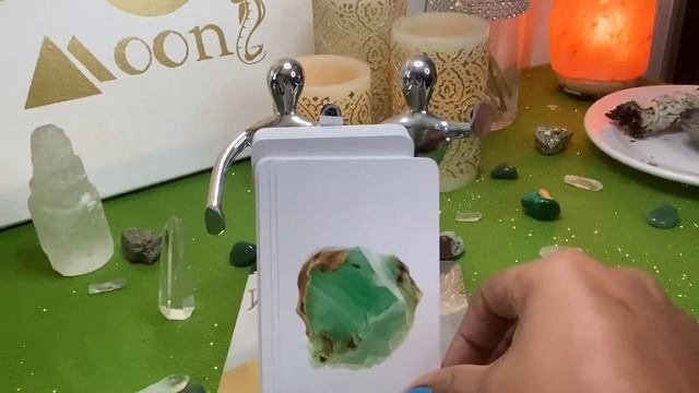 Crystals: The Stone Deck review and flip through смотреть онлайн