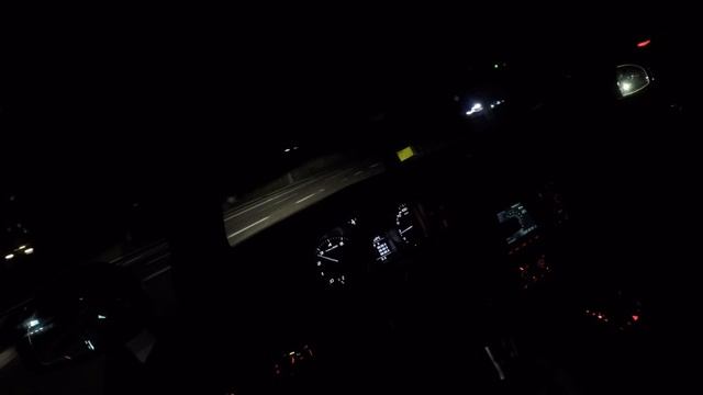 Audi TTS Onboard at night vs. Mini Cooper S vs. Mercedes C63 AMG, Big Crash смотреть онлайн