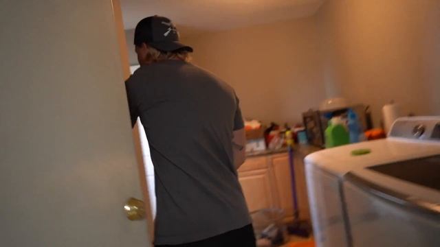 This is NOT your normal Chewing Gum... смотреть онлайн