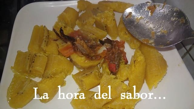Arenque guisado con plátanos sancochao y jugo de jagua смотреть онлайн