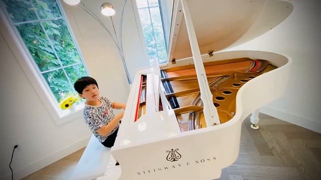 La Campanella by Franz Liszt (Piano Self-Playing) No. 3 in the “Six Grand Etudes after Paganini” смотреть онлайн