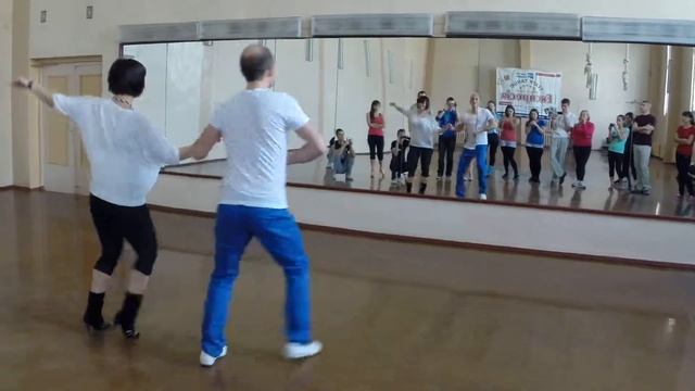 Руслан Мотолько-Виктория Тараненко - Salsa Casino смотреть онлайн