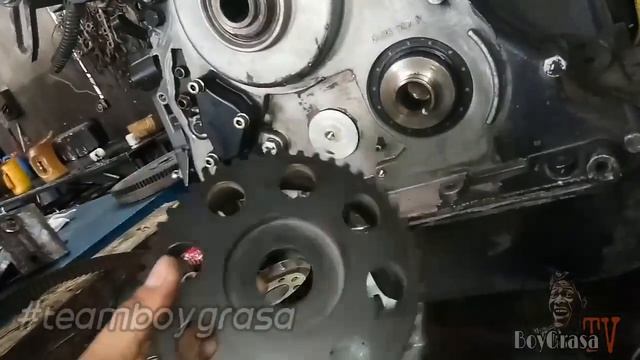Mechanic tutorial: Deutz 1011 and 2011 Timing Belt Replace смотреть онлайн