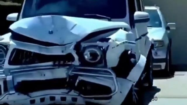 Mercedes G63 Crash |must watch #shorts смотреть онлайн
