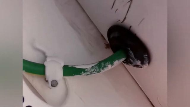 EICR - Electrician Finds Problems During Visual Inspection and Function Test of Fuseboard смотреть онлайн