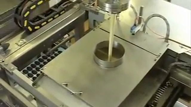 Как делают Kinder Surprise смотреть онлайн