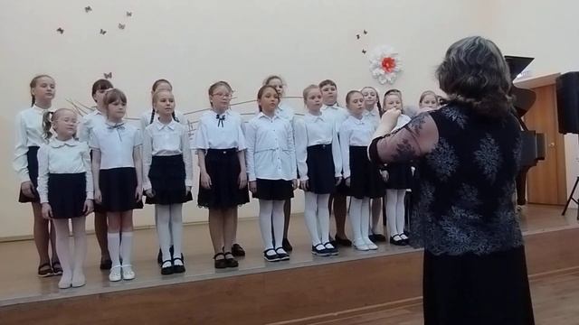 Общешкольный младший хор "Звуки радуги" муз.Ц.Кюи "Зима", муз. А.Кокорина, сл. А.Жукова "Переменка" смотреть онлайн
