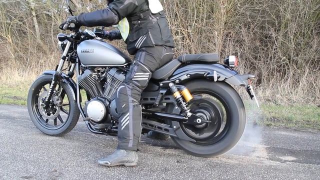 Yamaha XV 950 Bolt R 2014 - 150 km prøvekørsel смотреть онлайн