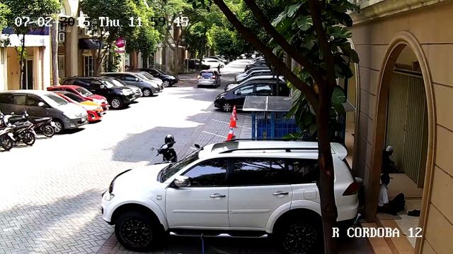 CCTV Recording Hikvision 2MP di Pantai Indah Kapuk Jakarta смотреть онлайн
