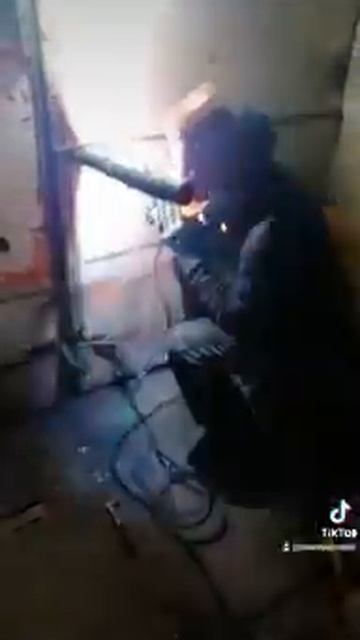 Провожу урок Обучение сварки дуговой аргон полуавтомат смотреть онлайн
