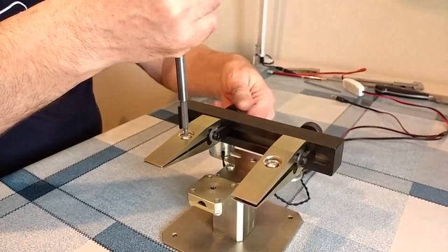 Зажим регулируемый для ножей Кукушка смотреть онлайн