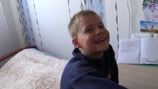 МИША НА ЭКСКУРСИИ, МАША И БОЛЬШОЙ БУТЕРБРОД, КУПИЛ КЛАССНЫЙ TIGERNU ОБЗОР VLOG 25.10.2016 смотреть онлайн