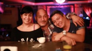 Дверь на замке. Сергей байке Галанин и Юта.